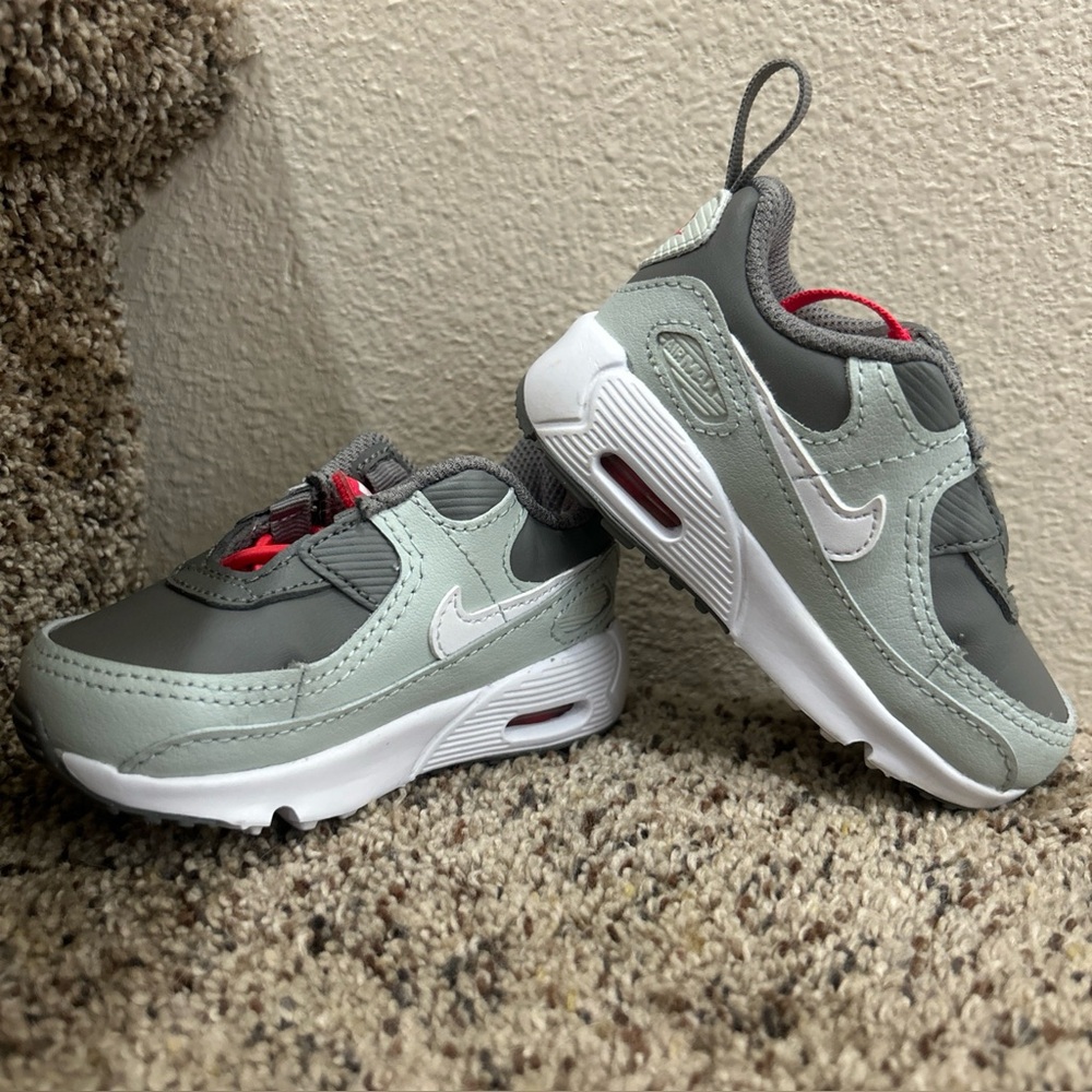 Nike Air Max 90 Toggle Grey/Red Sneakers Shoes CV0064-003 Kids Size 4c